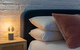 Hereford - Clifton Villa - Beautifully Presented House Located A Short Walk From City Centre - Sleeps 6 Guests - Perfect For Exploring Hereford - Hosted By Rentmyhouse