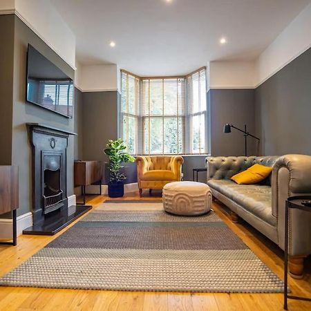 Hereford - Clifton Villa - Beautifully Presented House Located A Short Walk From City Centre - Sleeps 6 Guests - Perfect For Exploring Hereford - Hosted By Rentmyhouse Exterior photo